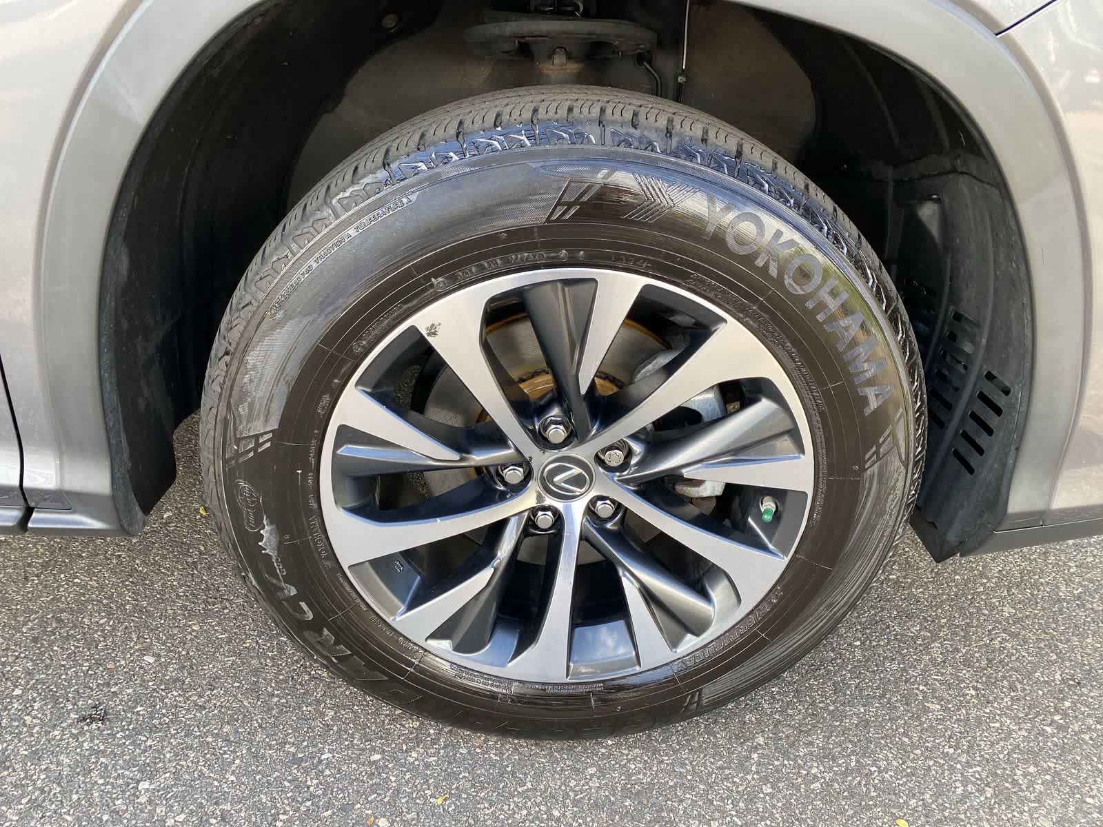 Used 2021 Lexus RX 350L Premium w/ Premium Package AWD/4WD image 15
