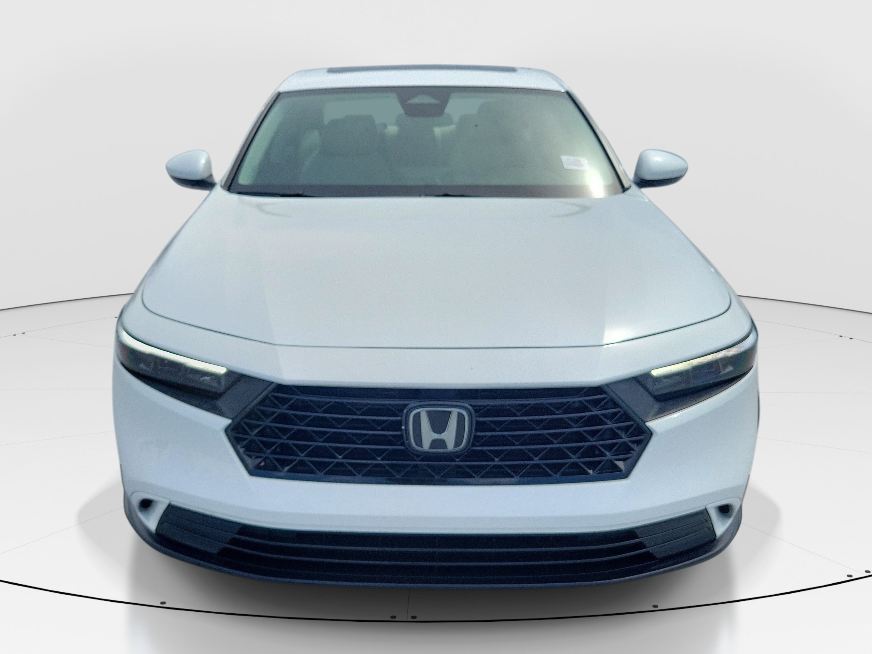 Used 2024 Honda Accord EX image 2
