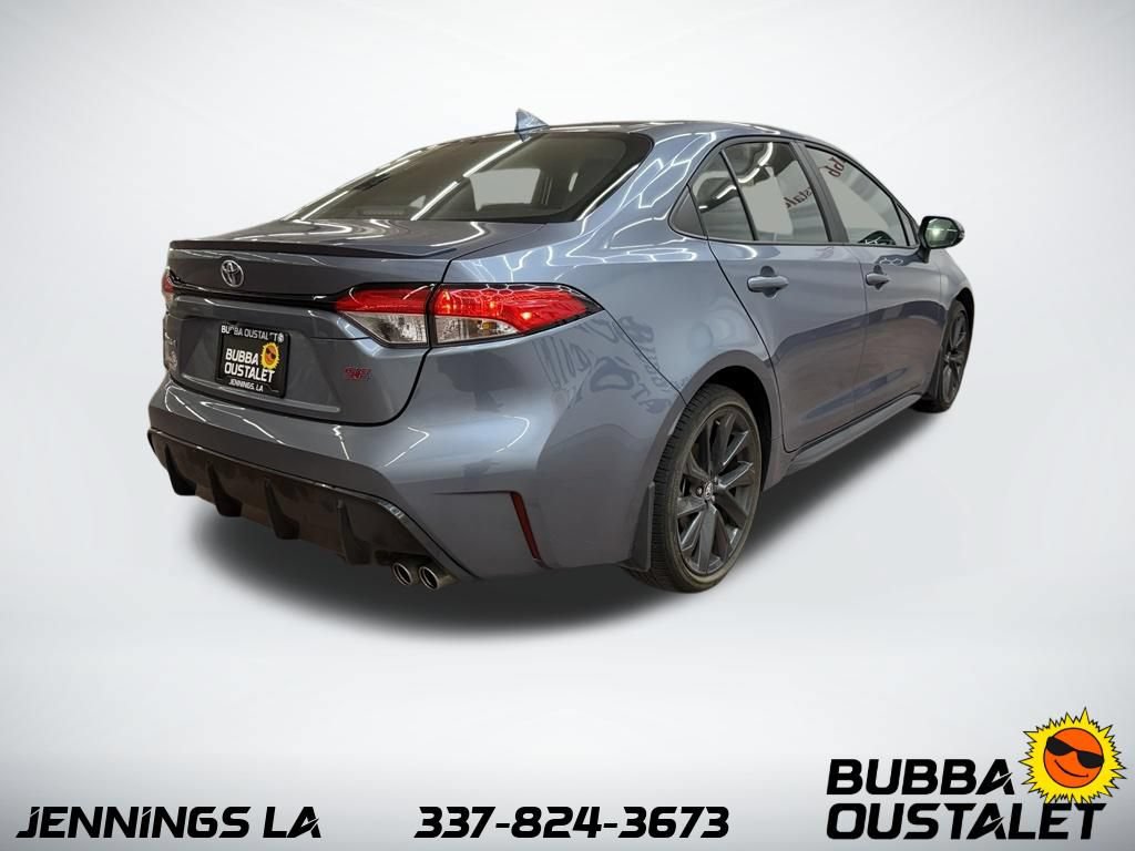 Used 2026 Toyota Corolla SE w/ SE Package FWD image 4