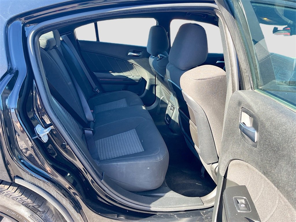 Used 2022 Dodge Charger R/T w/ Performance Handling Group image 27