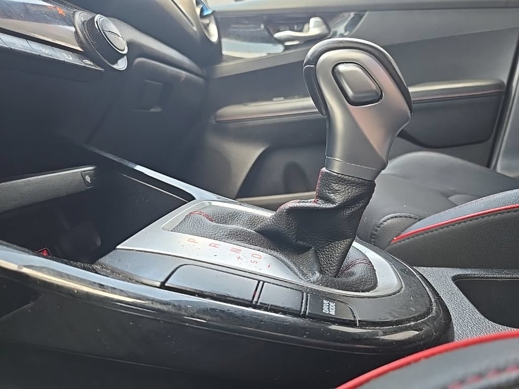 Certified 2022 Kia Forte GT w/ GT Technology Package FWD image 27