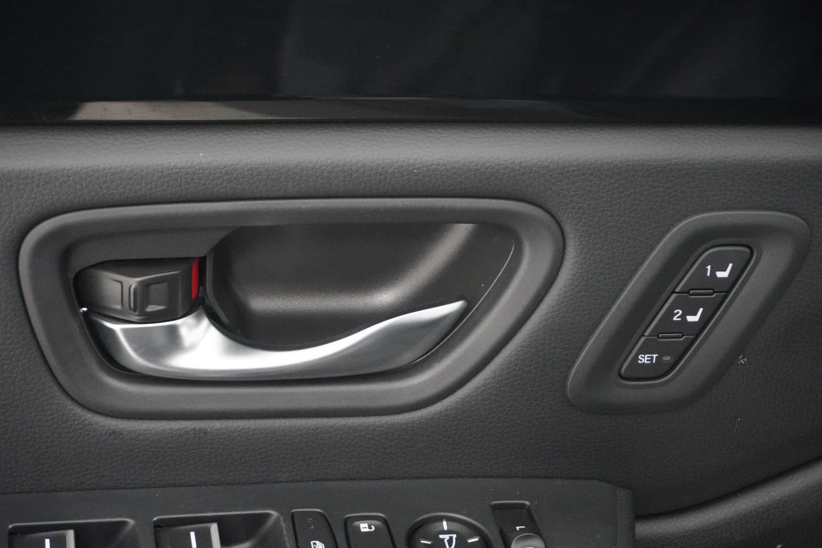 Used 2023 Honda Pilot EX-L image 15