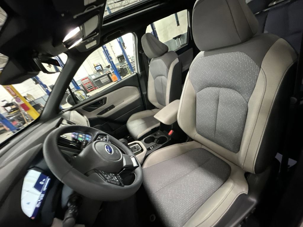 Certified 2025 Subaru Forester Premium image 15