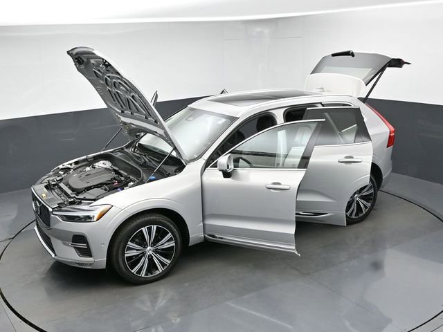 Used 2023 Volvo XC60 B5 Plus w/ Protection Package image 46