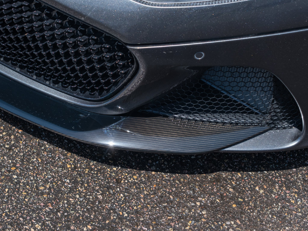 Used 2020 Aston Martin DBS Superleggera Volante RWD image 12