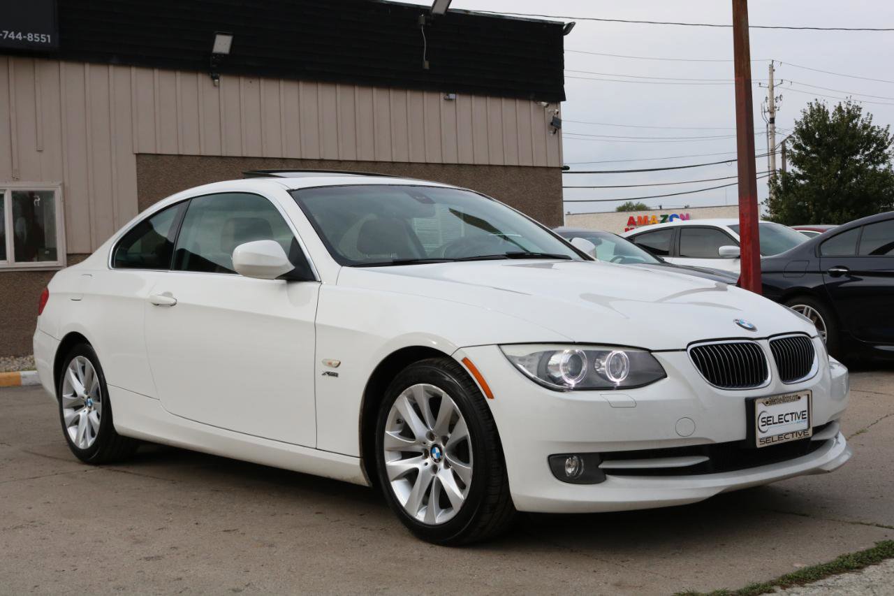 Used 2012 BMW 328i xDrive Coupe image 3