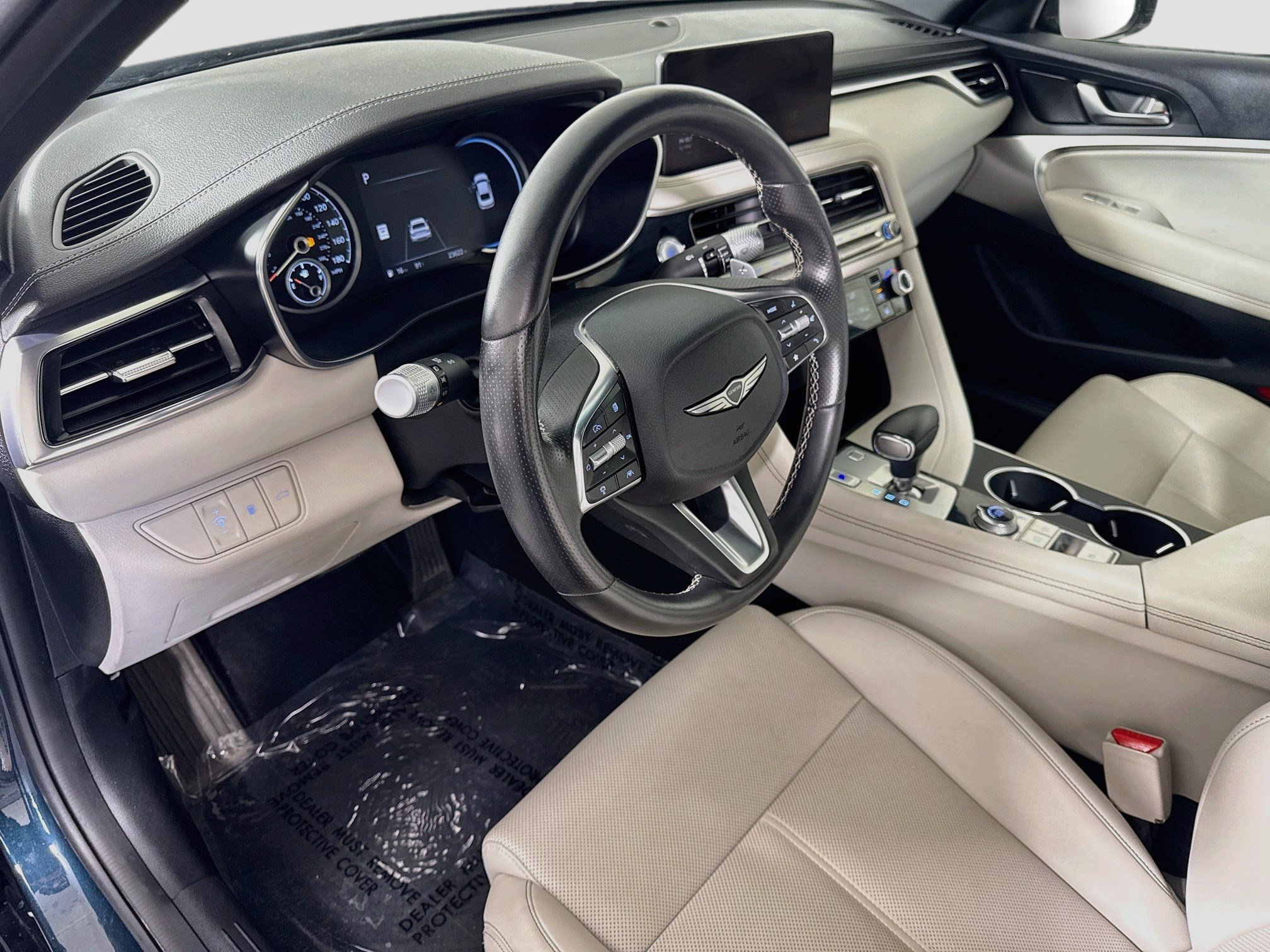 Used 2025 Genesis G70 2.5T AWD/4WD image 23