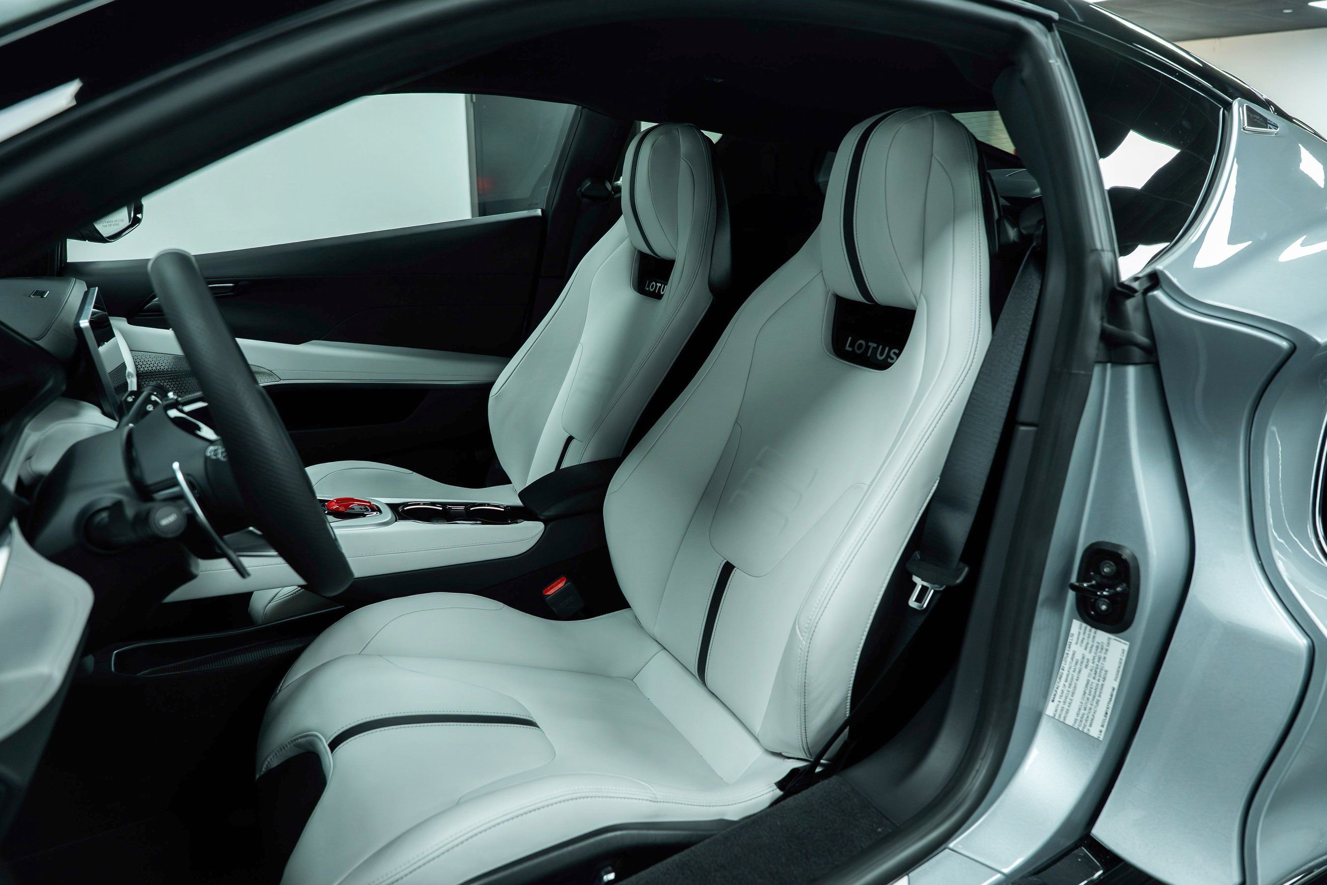 New 2026 Lotus Emira SE image 21