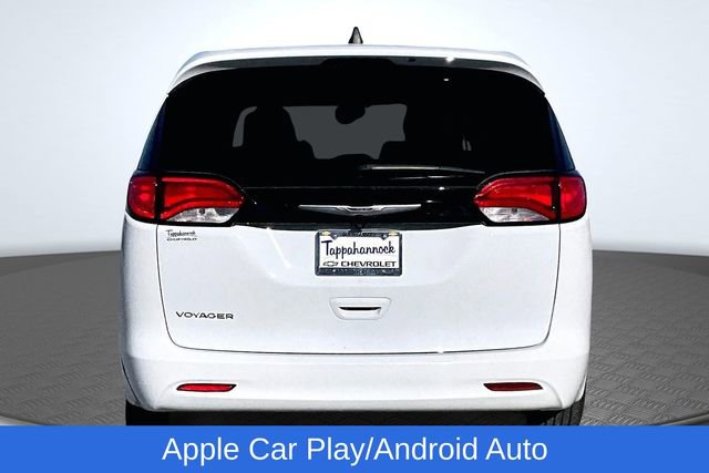 Used 2024 Chrysler Voyager LX image 6