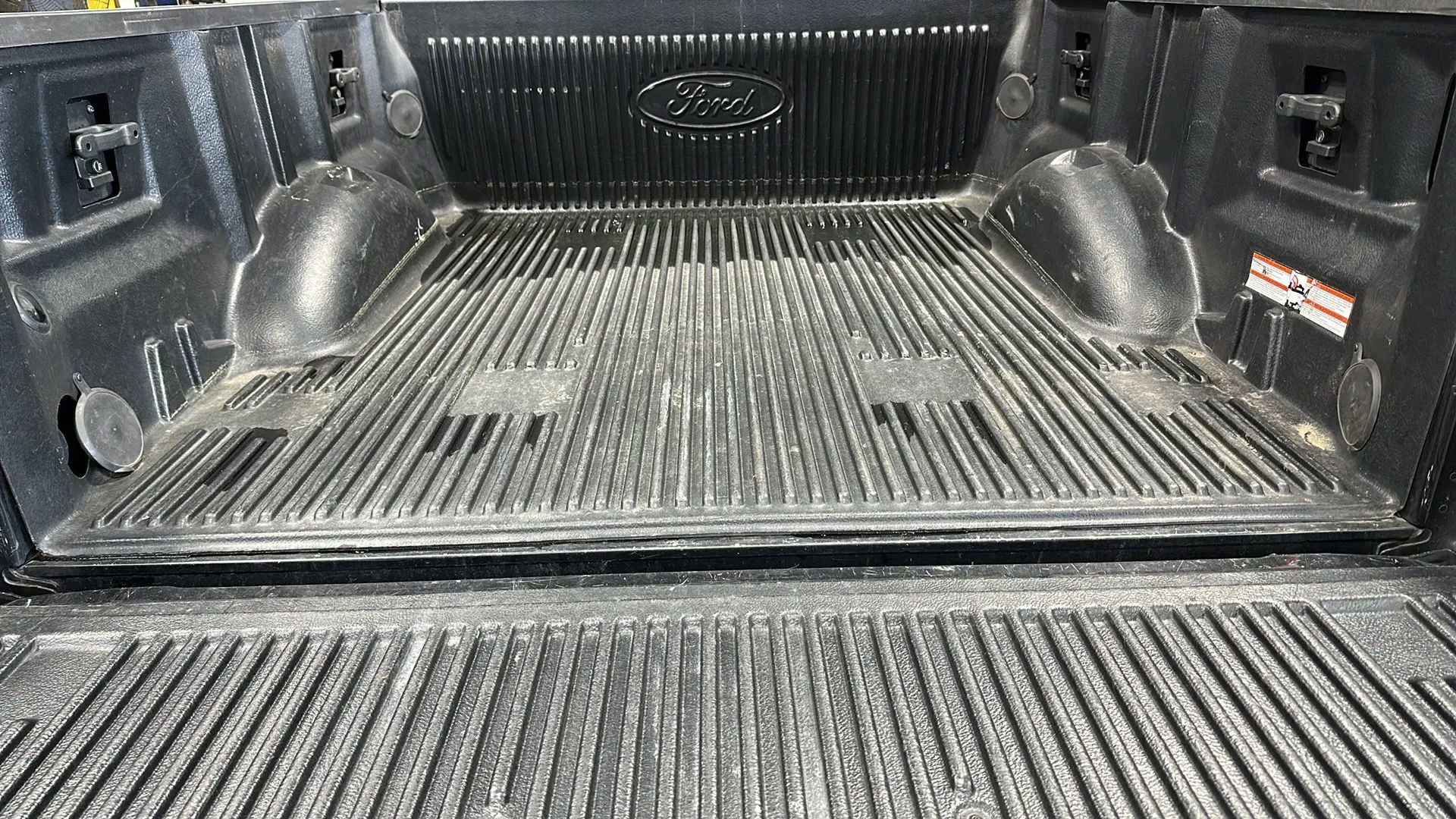 Used 2015 Ford F150 XLT w/ Equipment Group 301A Mid AWD/4WD image 13