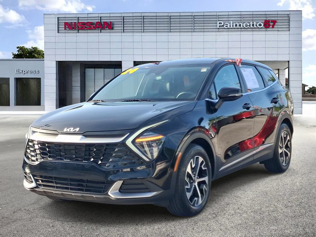 Used 2024 Kia Sportage EX FWD image 3