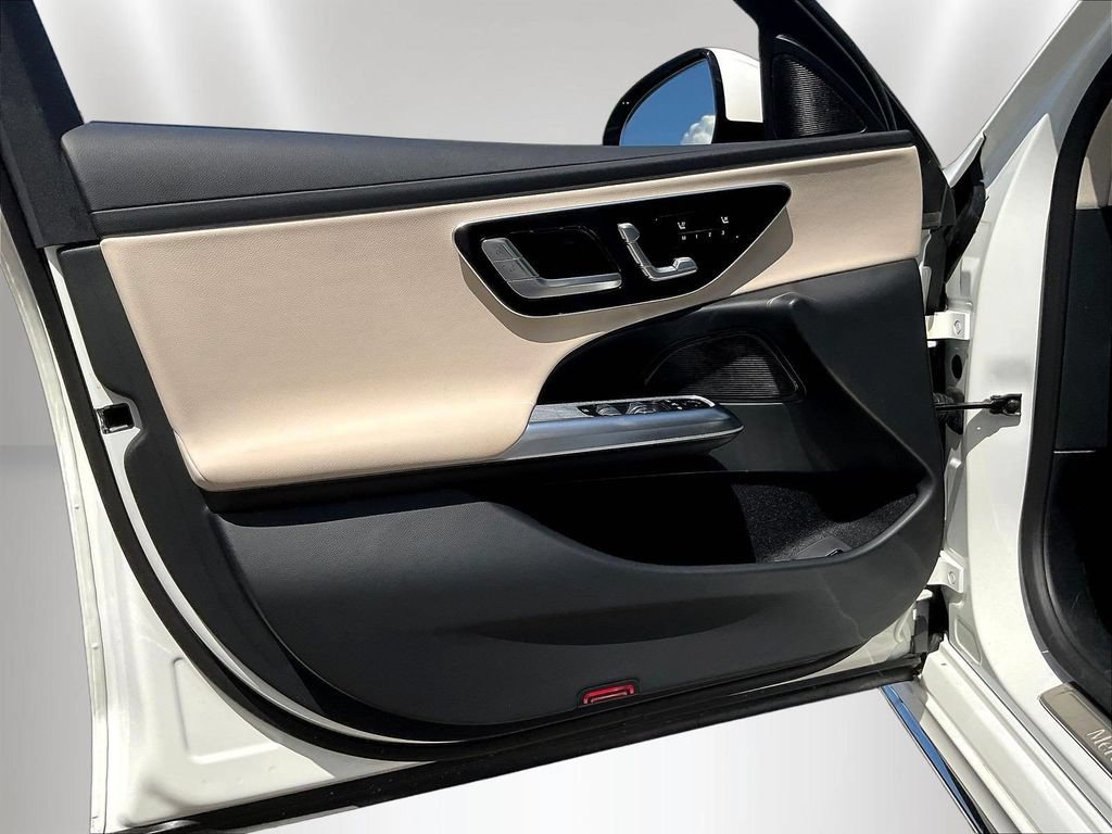 Used 2026 Mercedes-Benz E 350 Sedan image 21