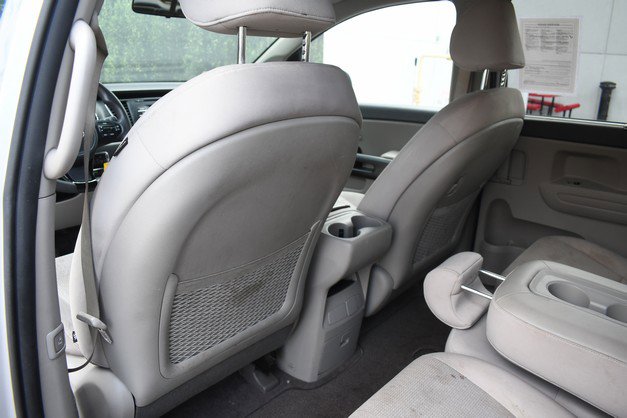 Used 2016 Kia Sedona LX w/ LX Convenience Package FWD image 21
