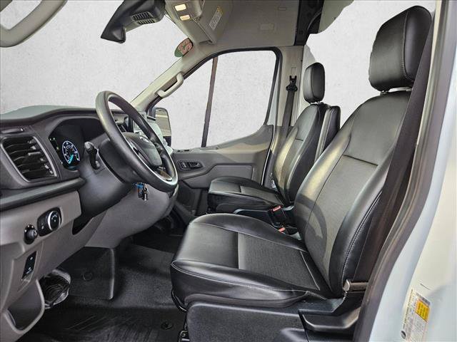 Used 2023 Ford Transit 250 Medium Roof RWD image 17