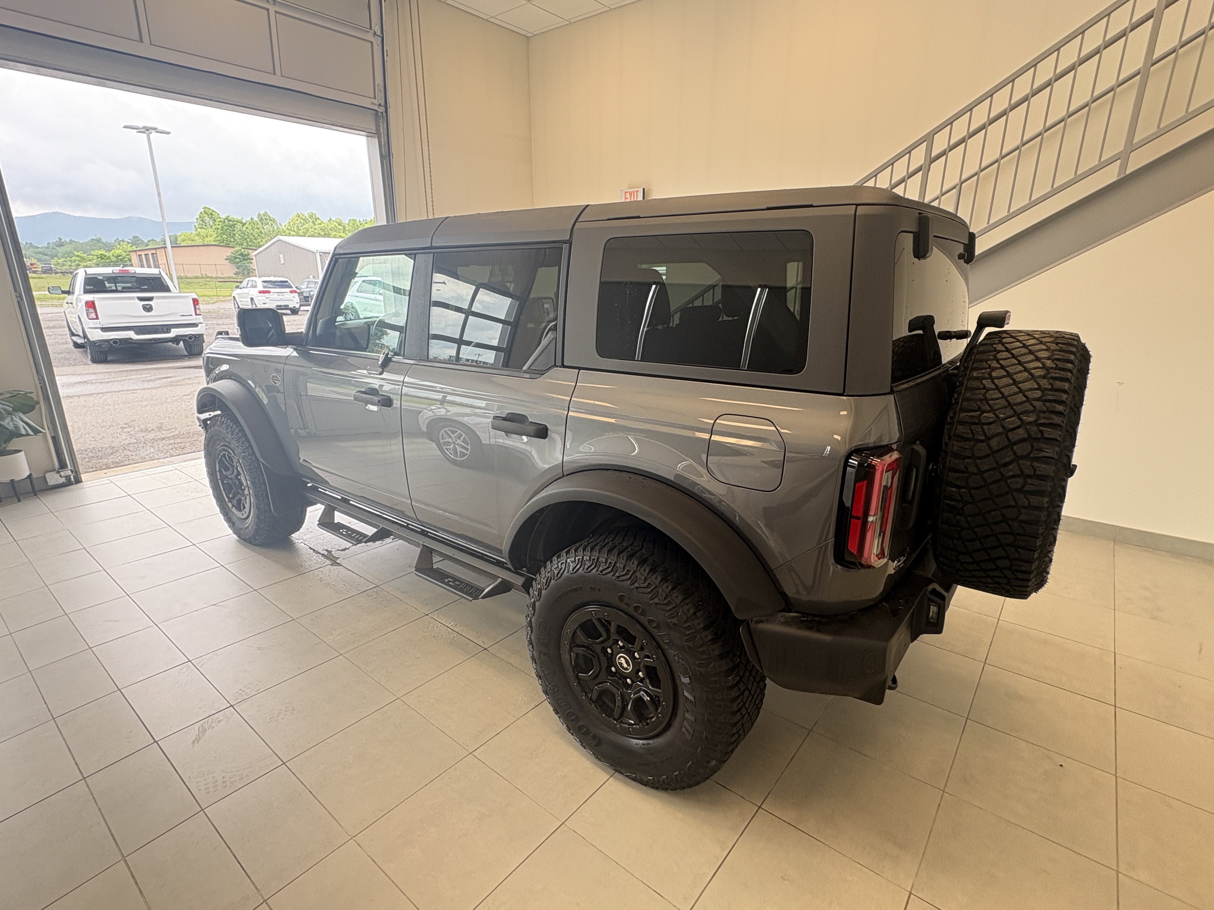 Used 2022 Ford Bronco Wildtrak AWD/4WD image 4