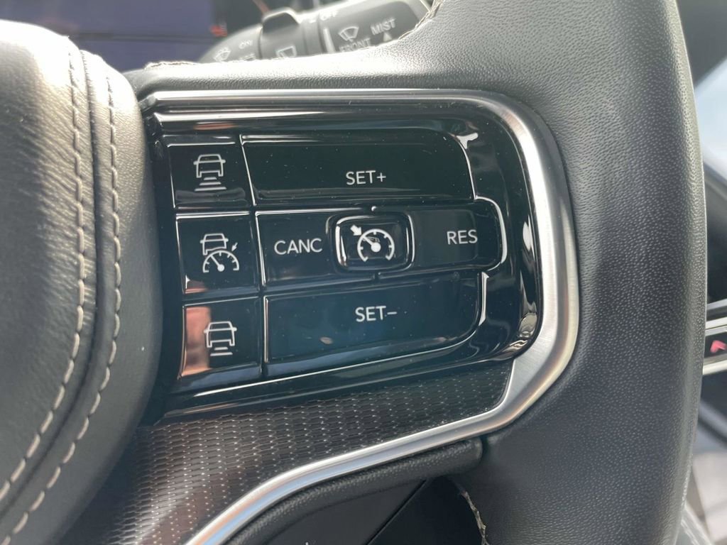 Used 2024 Jeep Grand Wagoneer L Series II w/ Quick Order Packagew 28T image 32