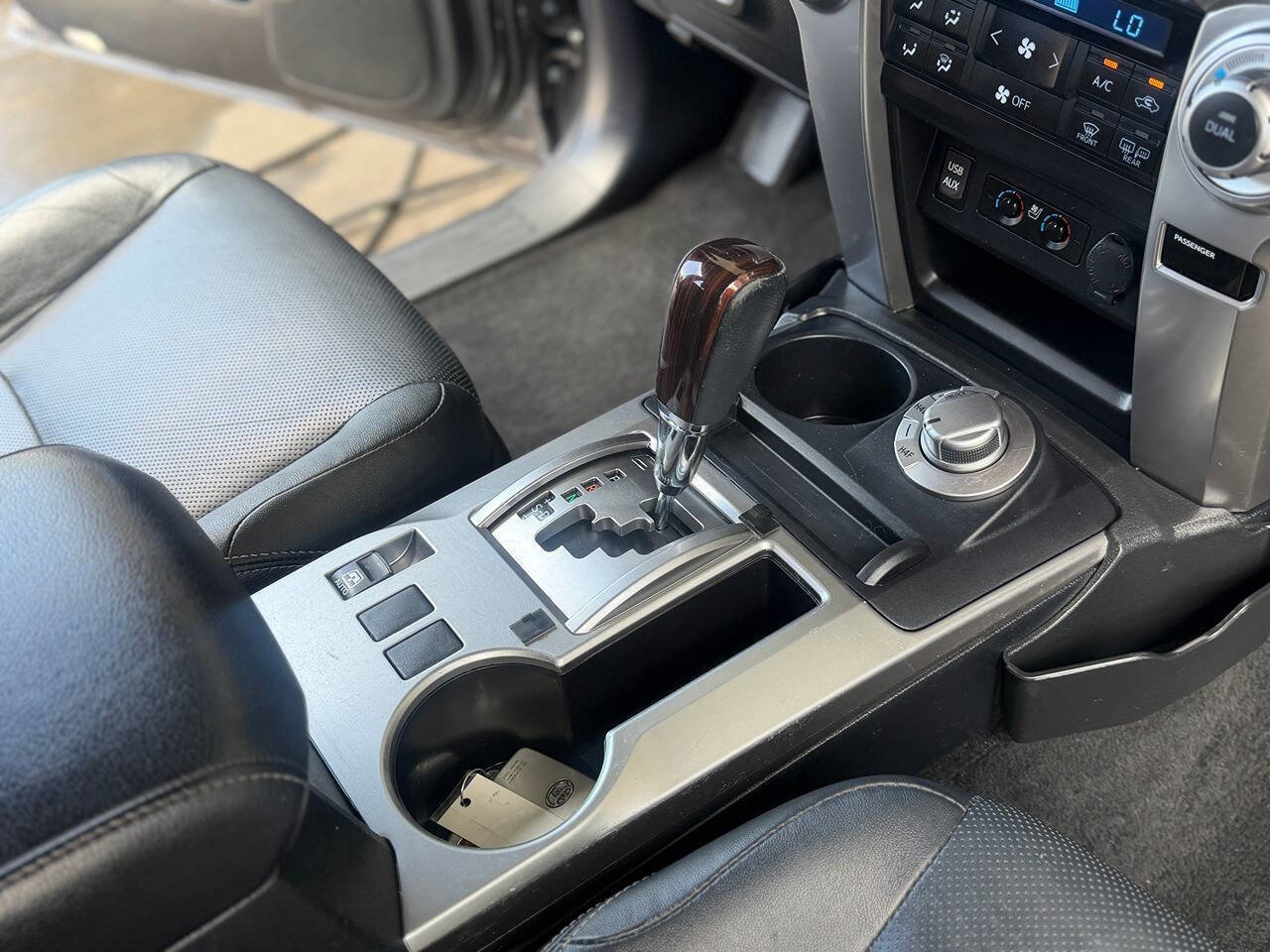 Used 2018 Toyota 4Runner Limited AWD/4WD image 29