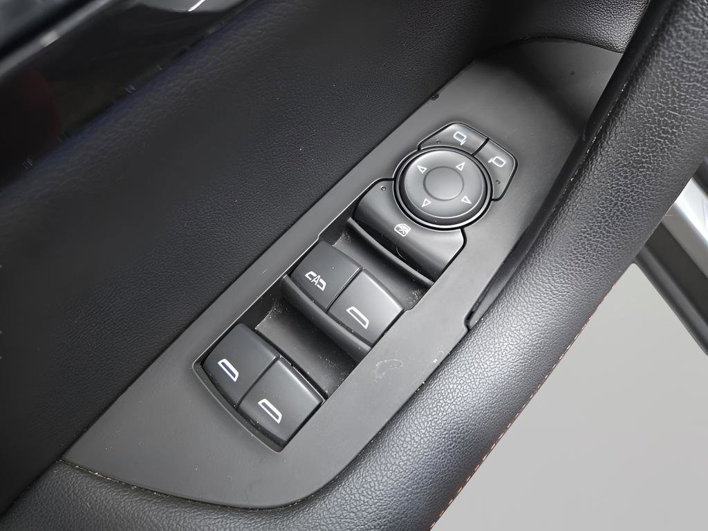 Used 2023 Chevrolet Blazer RS w/ Driver Confidence II Package image 19