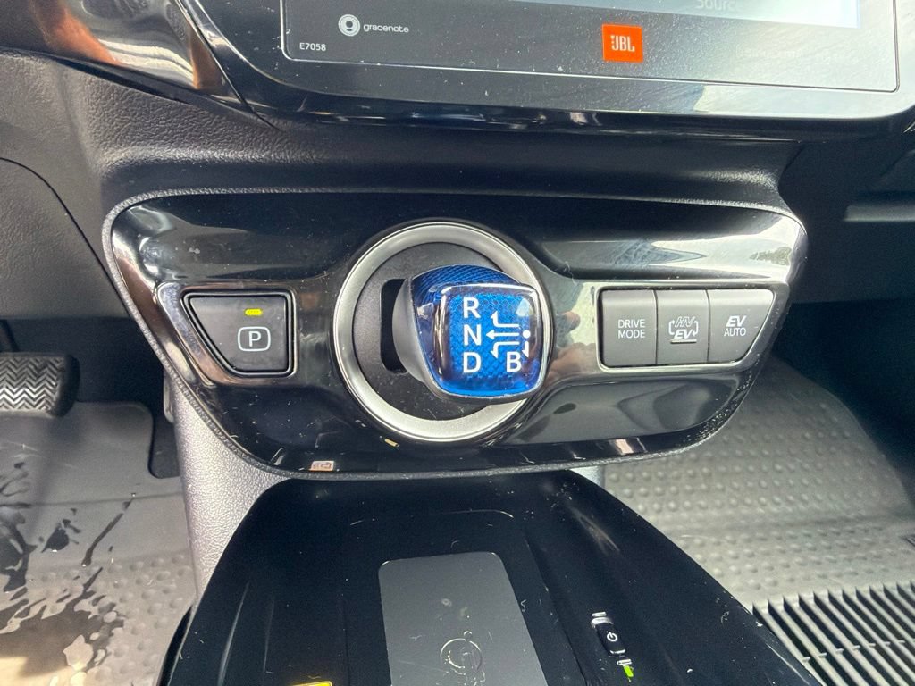 Used 2021 Toyota Prius Prime Limited FWD image 13