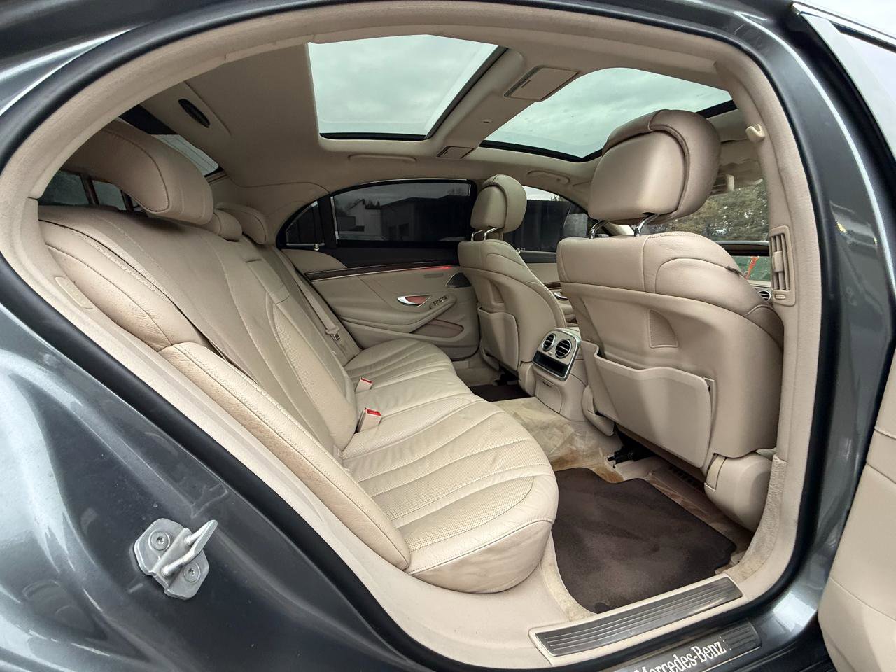 Used 2017 Mercedes-Benz S 550 Sedan image 12