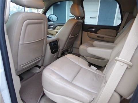 Used 2011 GMC Yukon Denali image 17