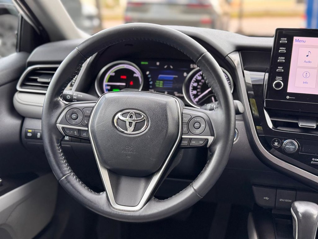 Used 2023 Toyota Camry XLE FWD image 25