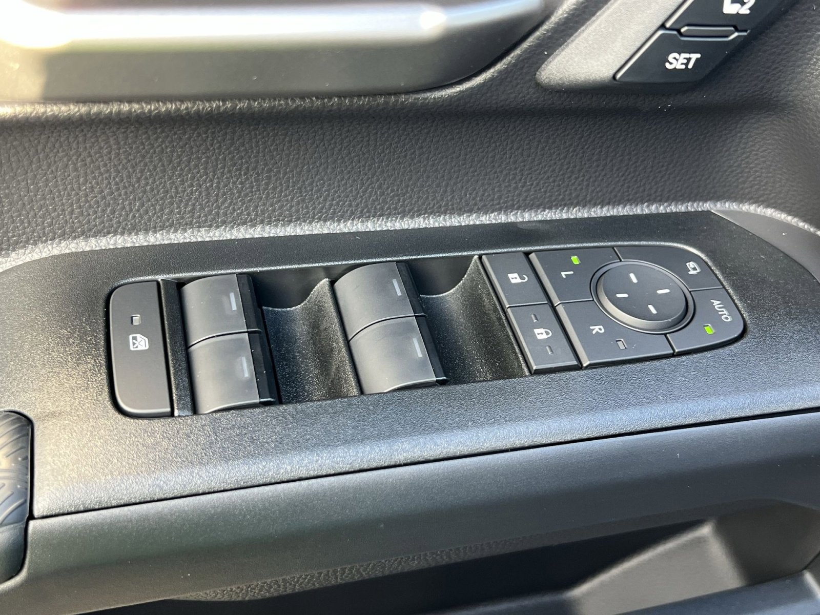 New 2025 Toyota 4Runner Limited image 10