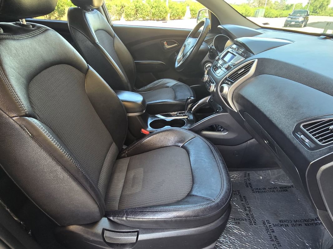Used 2013 Hyundai Tucson GLS image 31