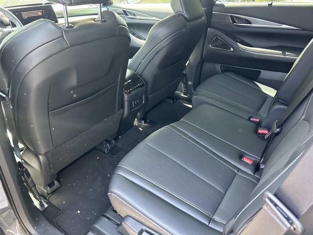 Certified 2026 INFINITI QX60 Luxe w/ Cargo Package FWD image 20