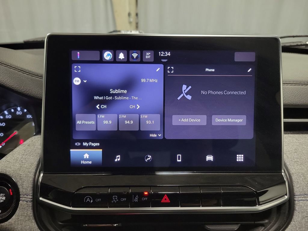 Used 2024 Jeep Compass Latitude image 18