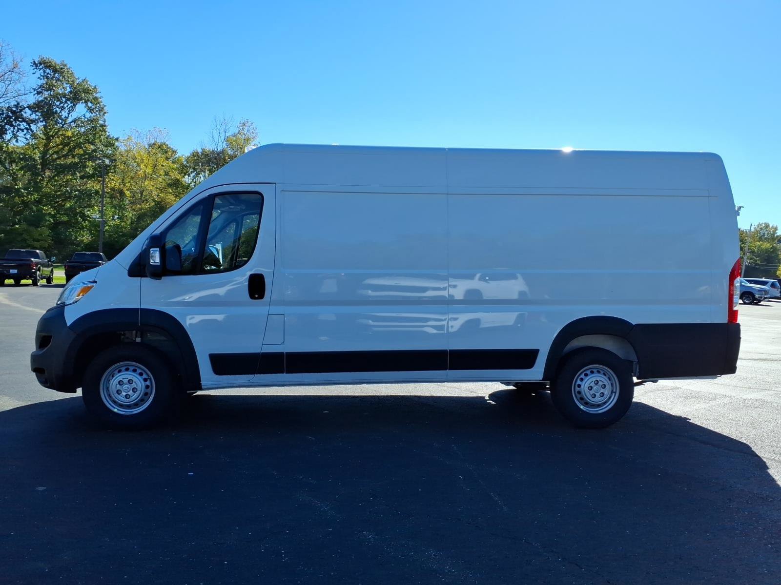 New 2027 RAM ProMaster 3500 w/ Safety Group FWD image 4