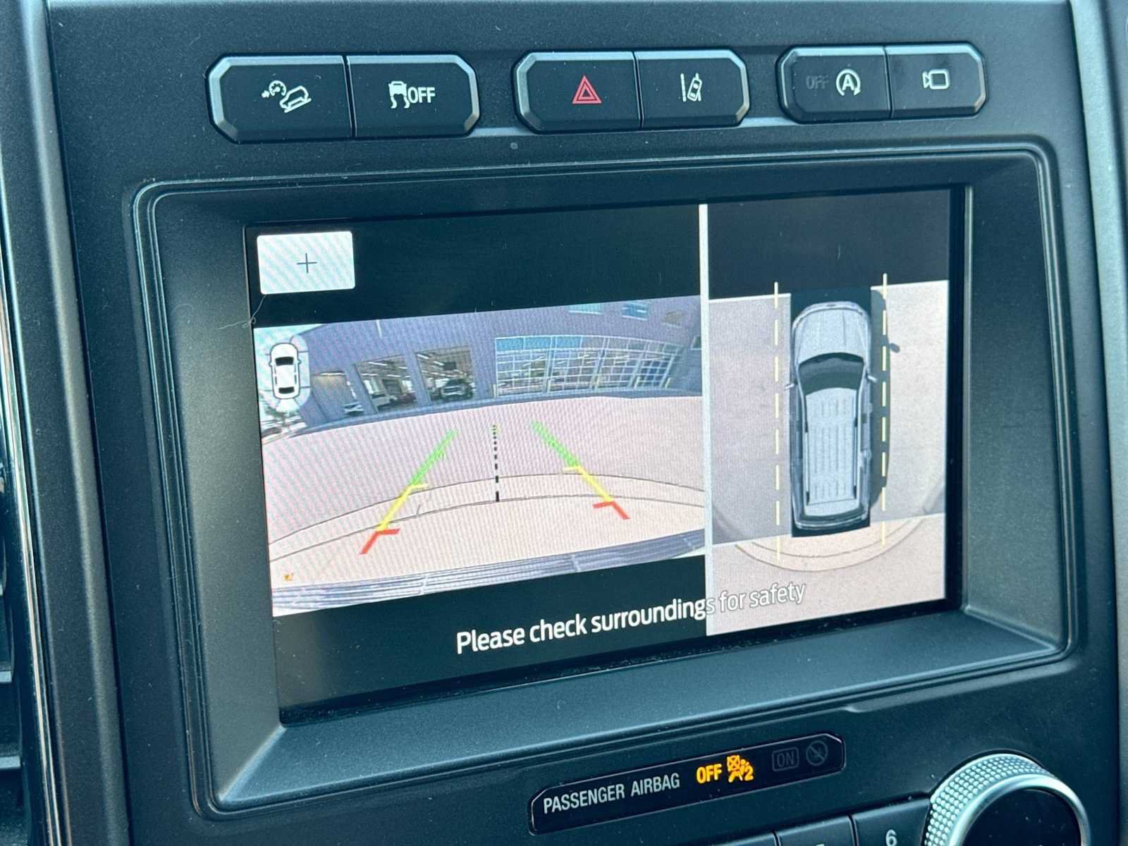 Used 2020 Ford Expedition Limited w/ Special Edition Package AWD/4WD image 29