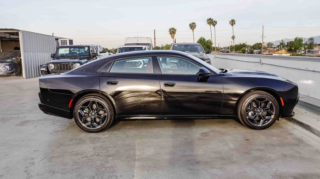 New 2026 Dodge Charger R/T AWD/4WD image 13
