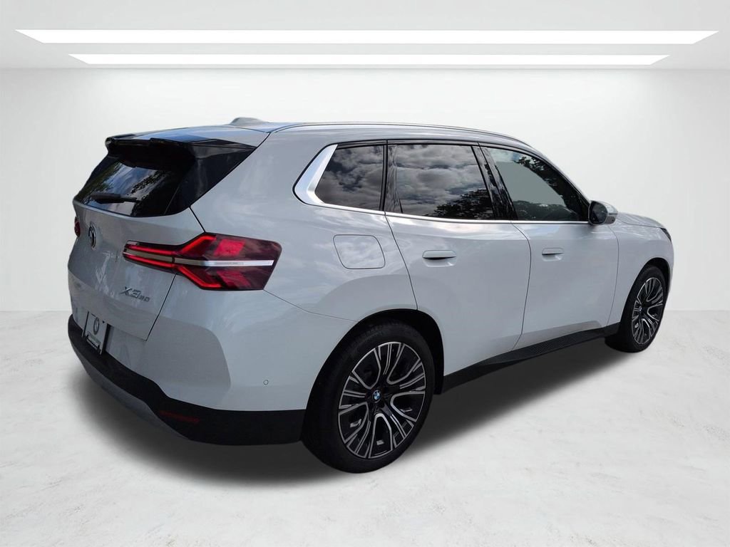 New 2025 BMW X3 xDrive30i w/ Premium Package image 4