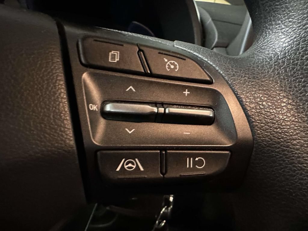 Used 2022 Hyundai Kona SE AWD/4WD image 24