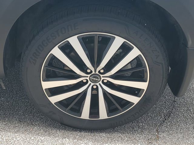 Certified 2025 Nissan Pathfinder Platinum FWD image 37