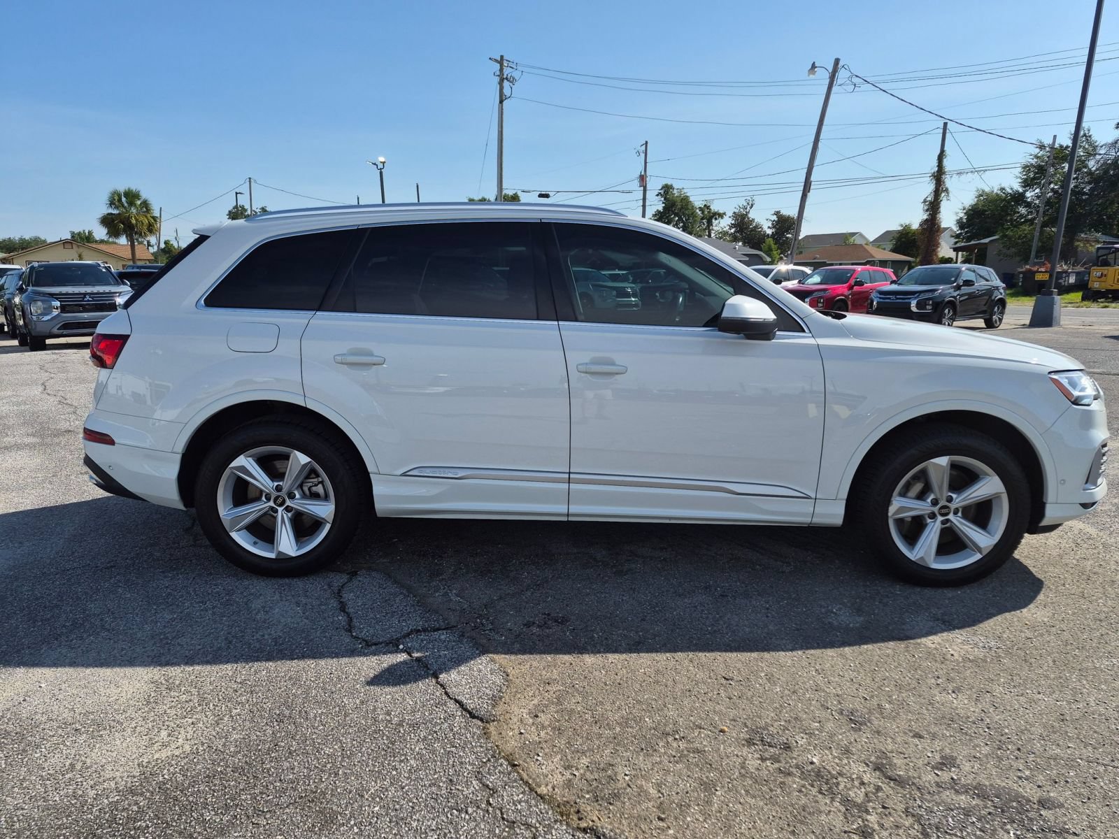 Used 2022 Audi Q7 3.0T Premium AWD/4WD image 4