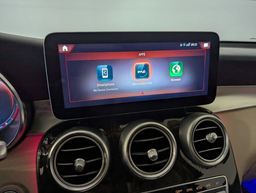 Used 2021 Mercedes-Benz GLC 300 image 44