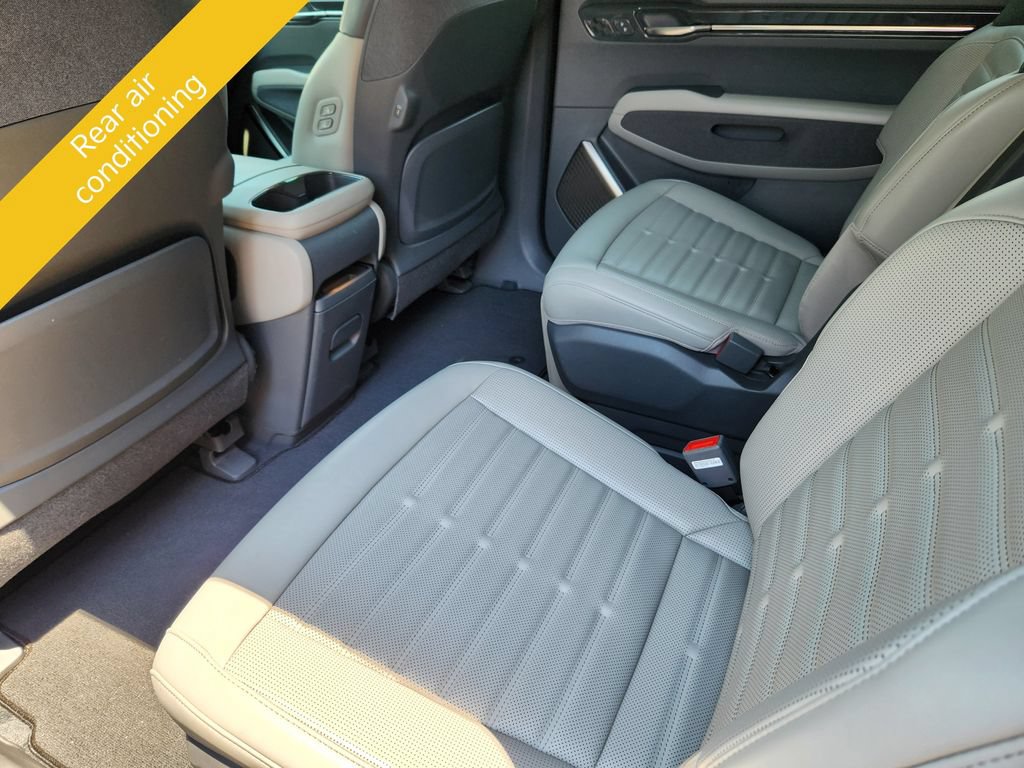 Certified 2024 Kia EV9 Land AWD/4WD image 19