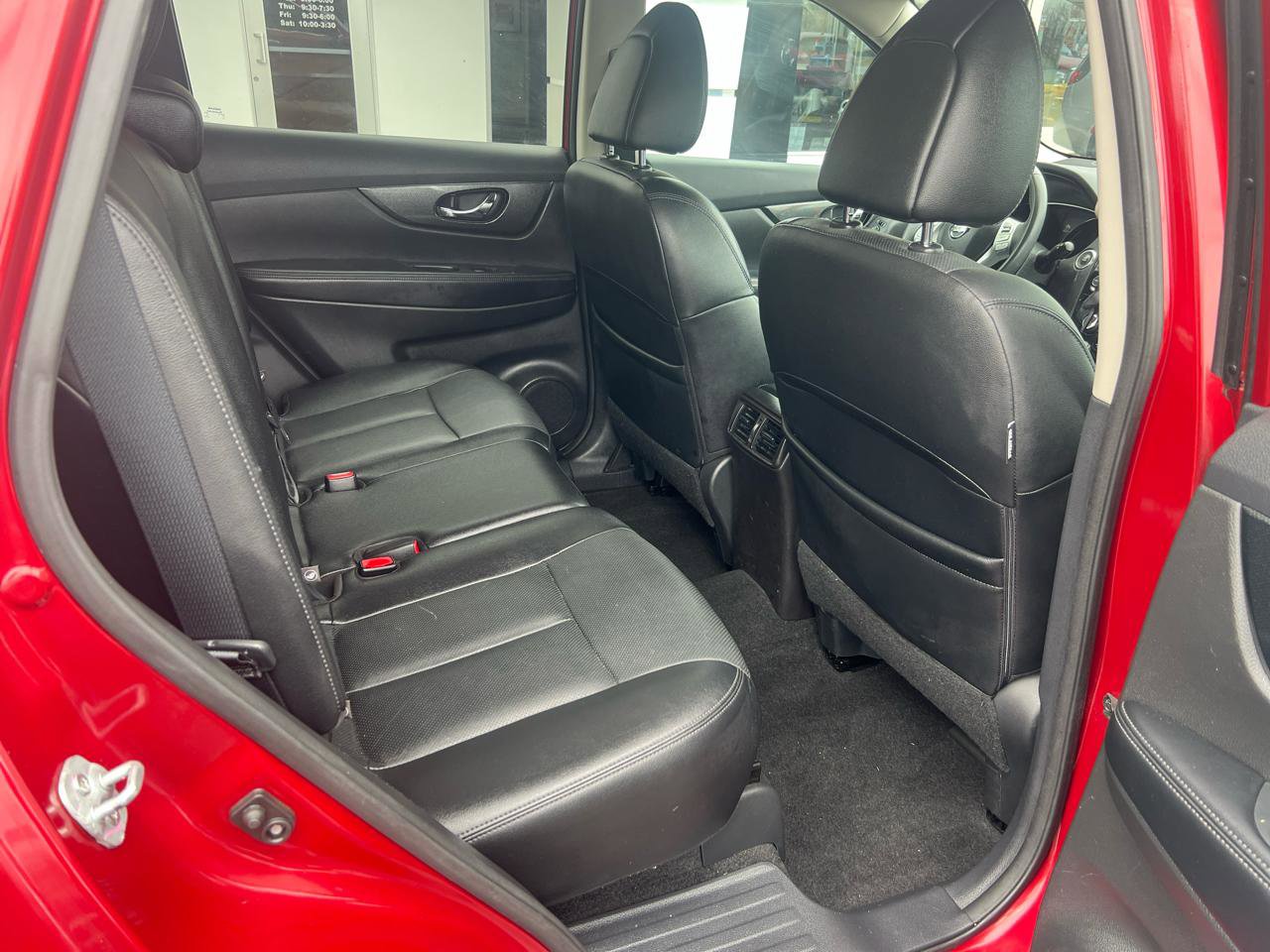 Used 2016 Nissan Rogue SL image 12