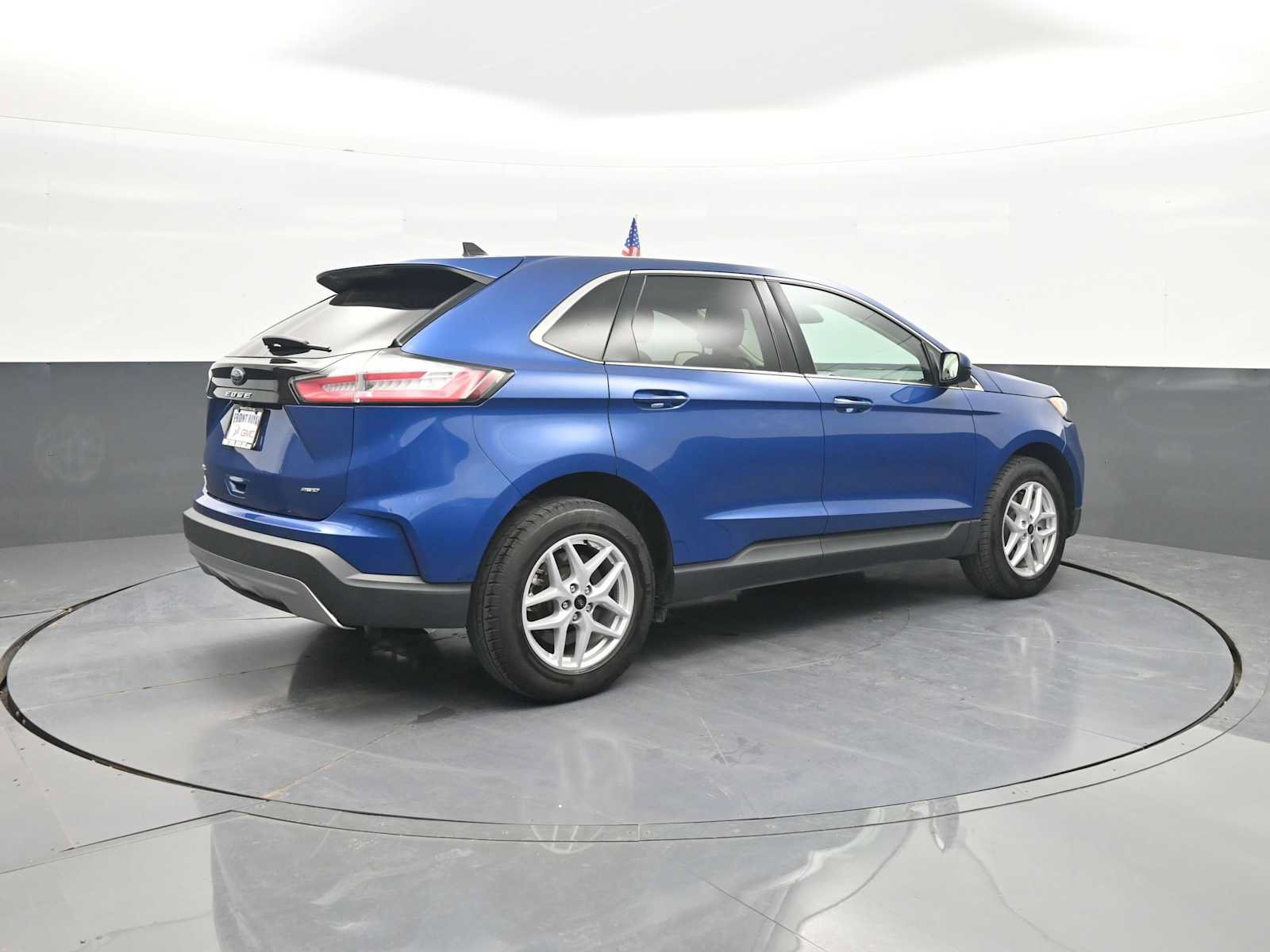 Used 2024 Ford Edge SEL AWD/4WD image 8