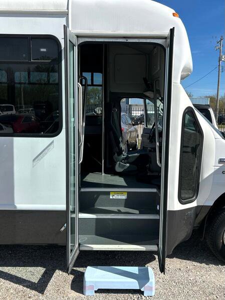 Used 2019 Ford E-350 and Econoline 350 Super Duty w/ Shuttle Bus Prep Package RWD image 18