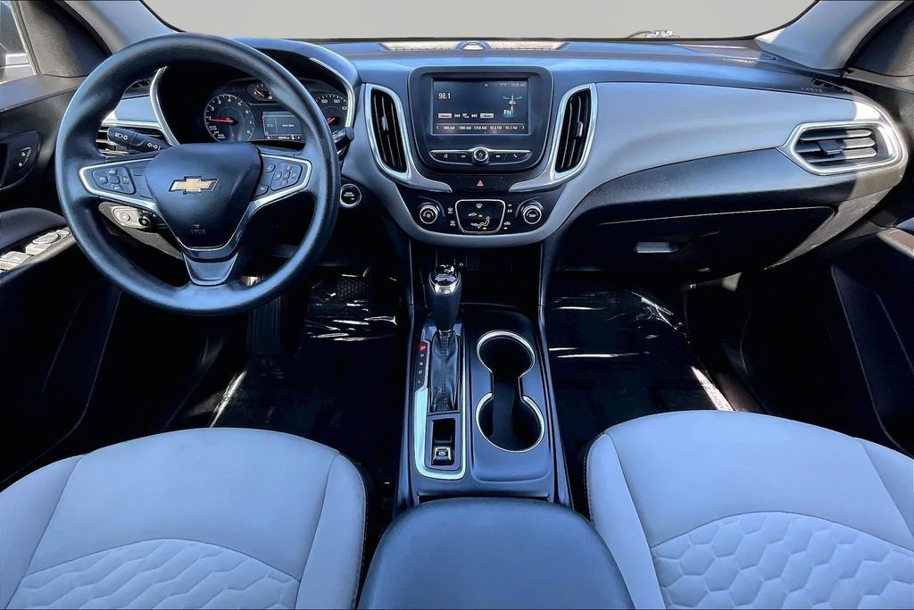 Used 2018 Chevrolet Equinox LS FWD image 16