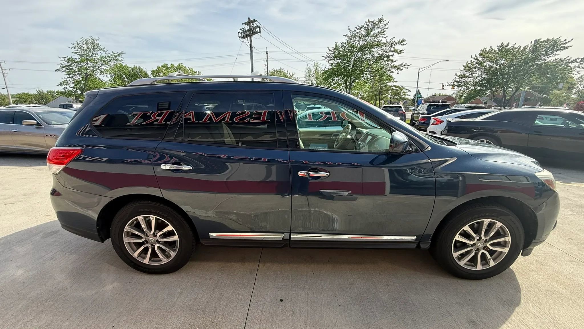 Used 2013 Nissan Pathfinder SL w/ SL Premium Pkg AWD/4WD image 7