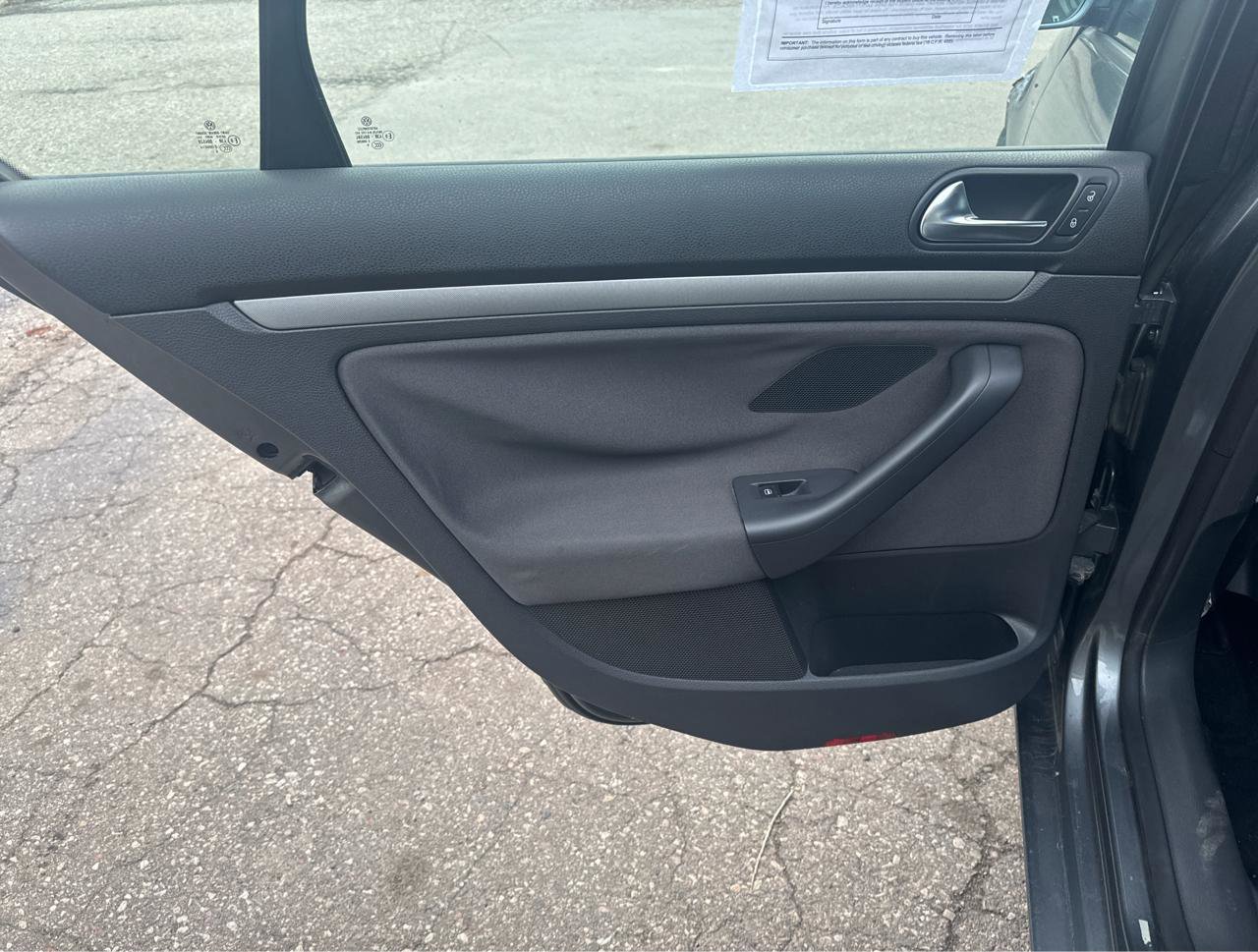 Used 2009 Volkswagen Jetta S FWD image 19
