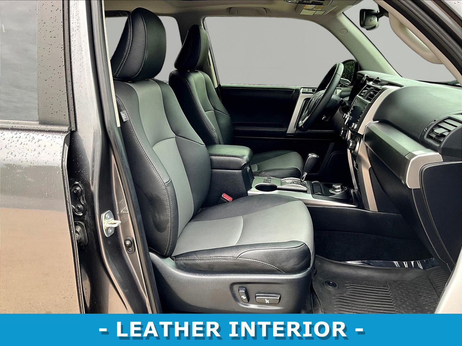 Used 2022 Toyota 4Runner SR5 Premium w/ Moonroof Package AWD/4WD image 30