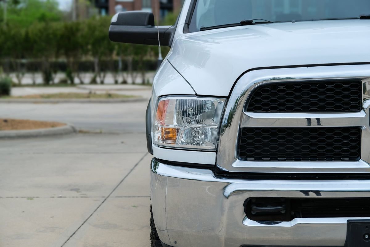 Used 2018 RAM 2500 Tradesman w/ Chrome Appearance Group AWD/4WD image 5