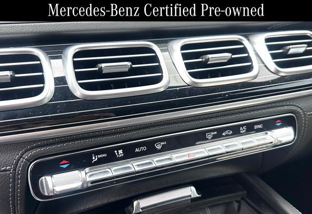 Used 2025 Mercedes-Benz GLS 580 4MATIC image 10