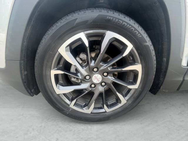 Used 2022 GMC Terrain SLT w/ Infotainment Package II FWD image 29