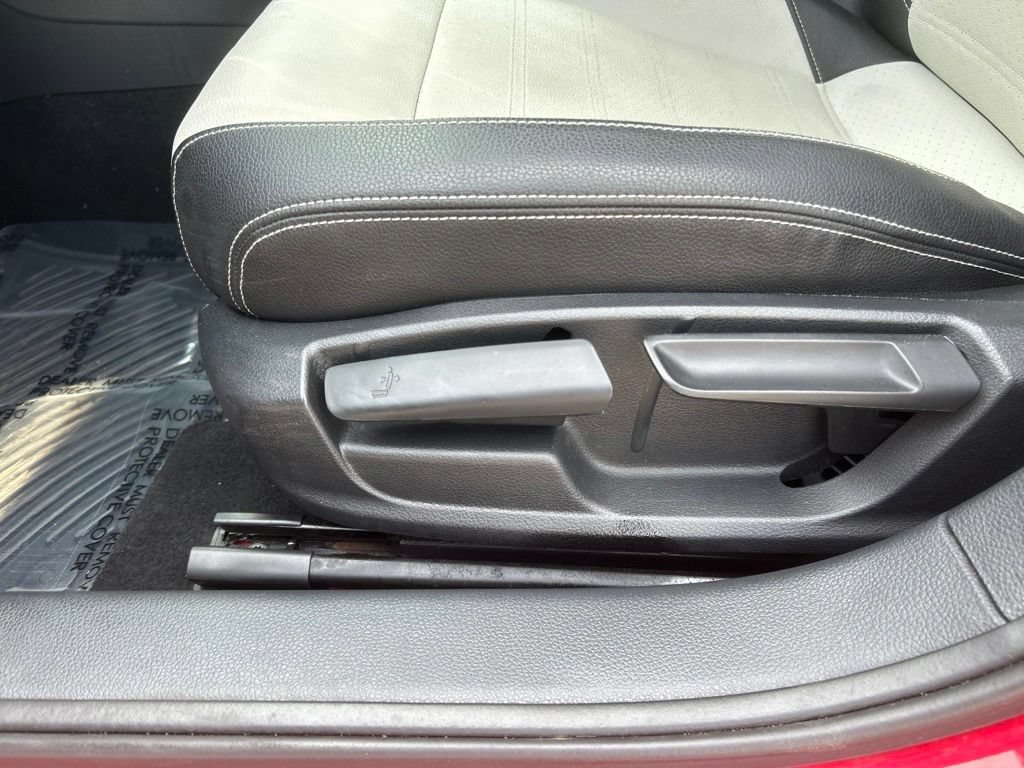 Used 2016 Volkswagen Jetta Sport FWD image 16